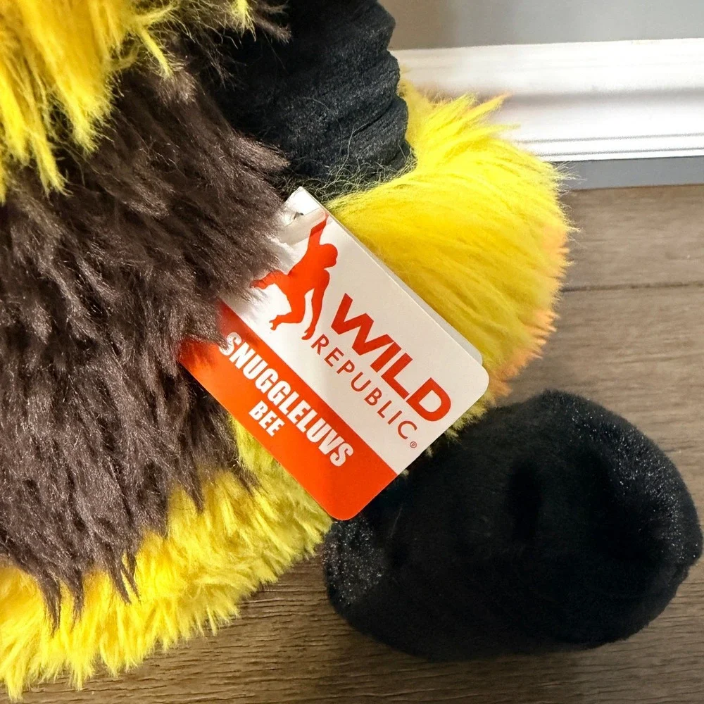 Wild Republic Weighted Snuggleluvs Bee Plush‎